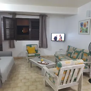 https://royal-beach-holidays.comcaribbean.com
