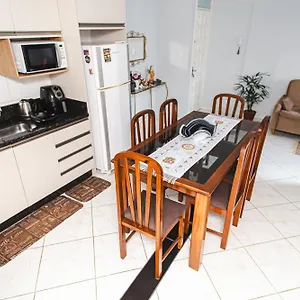 amplo-e-iluminado-apartamento-para-temporada.santa-catarina-brasil.com/